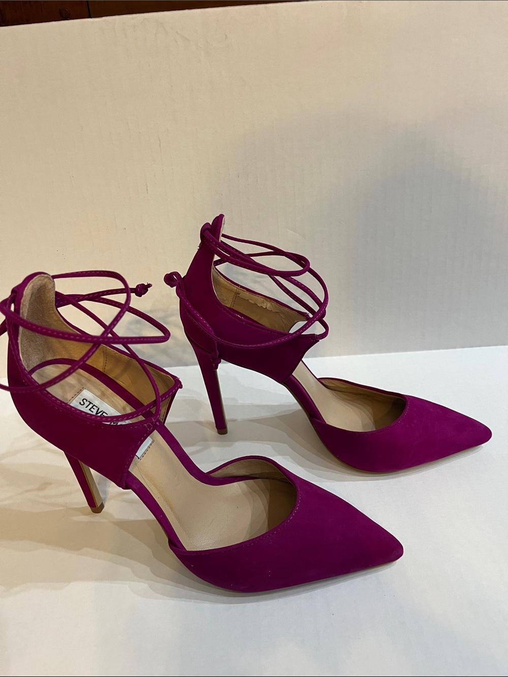 Steve Madden Magenta Lace-Up Pointed-Toe Stiletto Heels